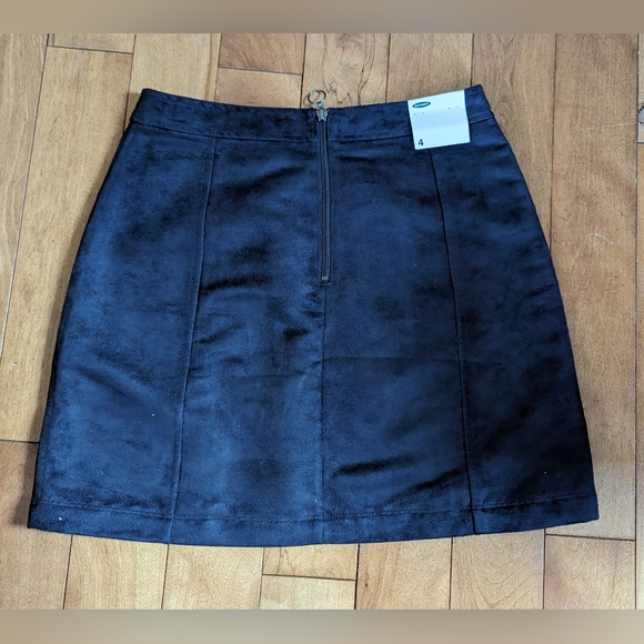 Suede Black Mini Skirt - Old Navy - Picture 3 of 5